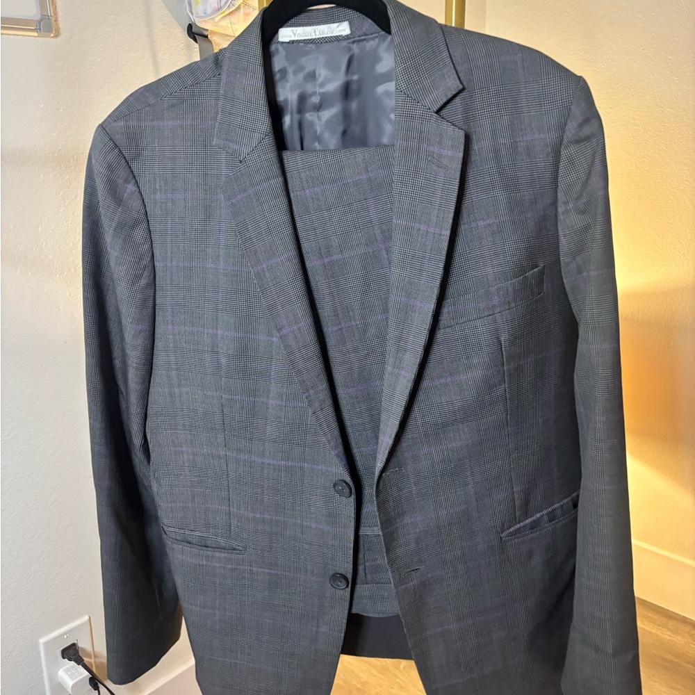 Vogue Charcoal Gray Suit